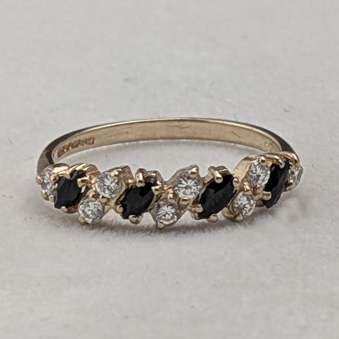 英國古董 K9金 藍寶石和方晶鋯石 戒指 (日本尺寸13號)