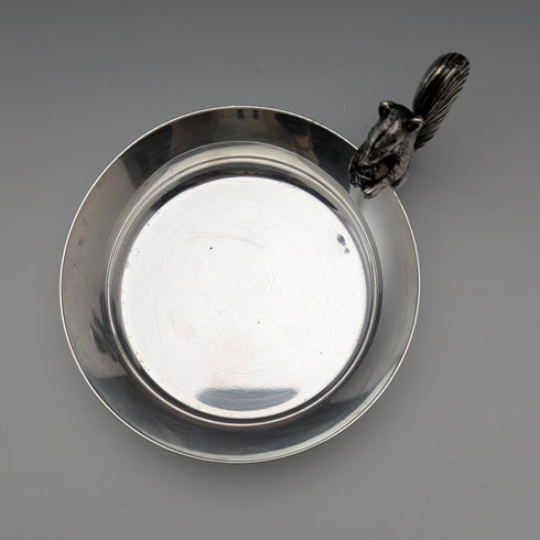 英国ヴィンテージ シルバープレート製 リス装飾 ナッツディッシュ&クラッカー Viners