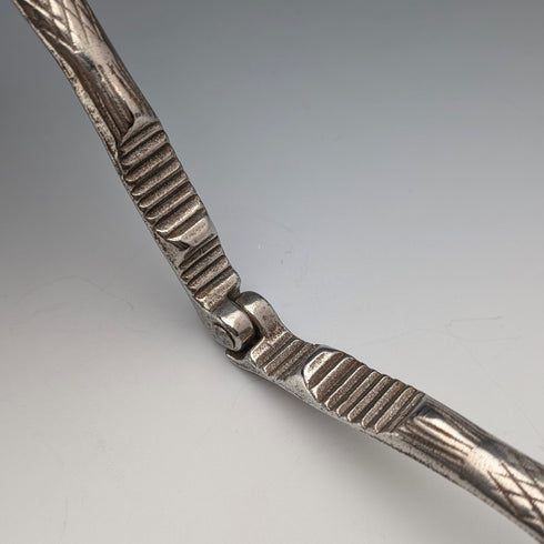 英国ヴィンテージ シルバープレート製 リス装飾 ナッツディッシュ&クラッカー Viners