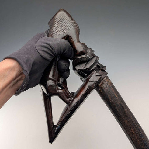 ヴィンテージ 極太エボナイズドシャフトライオン彫刻ハンドル 杖 130cm