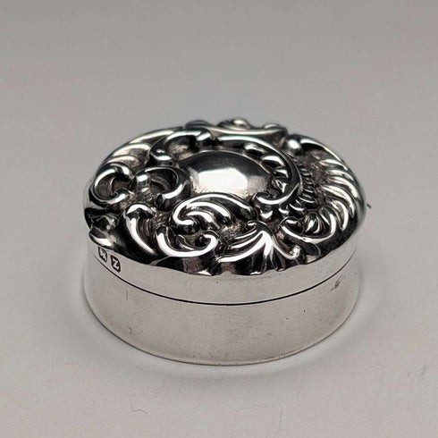 1899 British Antique Sterling Silver Small Pill Box 5.9g M Bros
