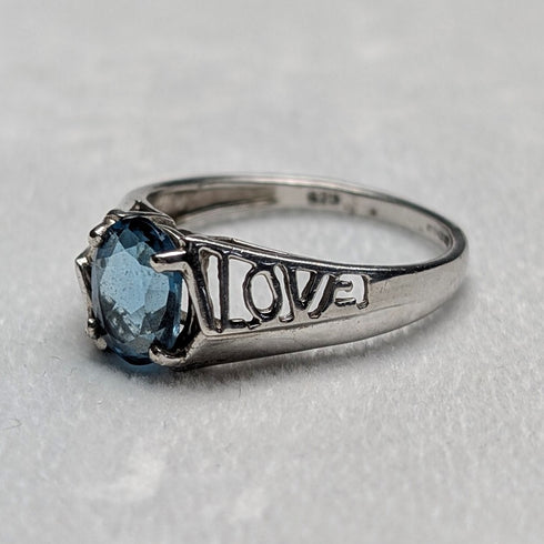英国ヴィンテージ ブルーストーン 「LOVE」彫刻 純銀リング(15号)指輪