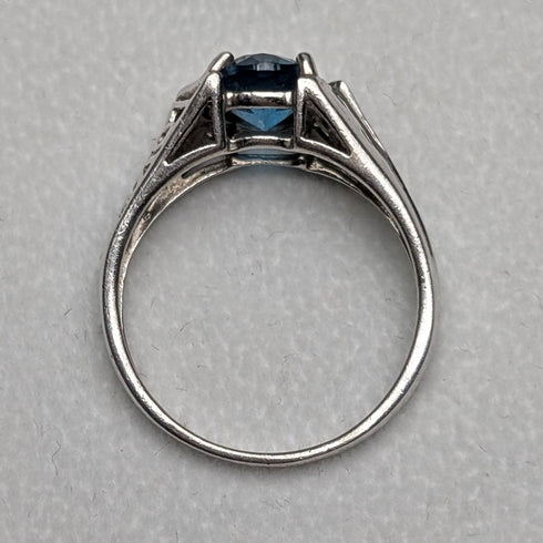 英国ヴィンテージ ブルーストーン 「LOVE」彫刻 純銀リング(15号)指輪