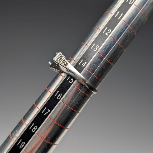 英国ヴィンテージ ブルーストーン 「LOVE」彫刻 純銀リング(15号)指輪