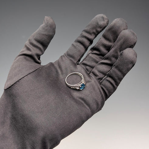 英国ヴィンテージ ブルーストーン 「LOVE」彫刻 純銀リング(15号)指輪