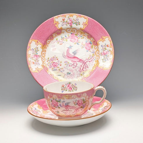 English Vintage Minton Pink Cockatrice Teacup Trio