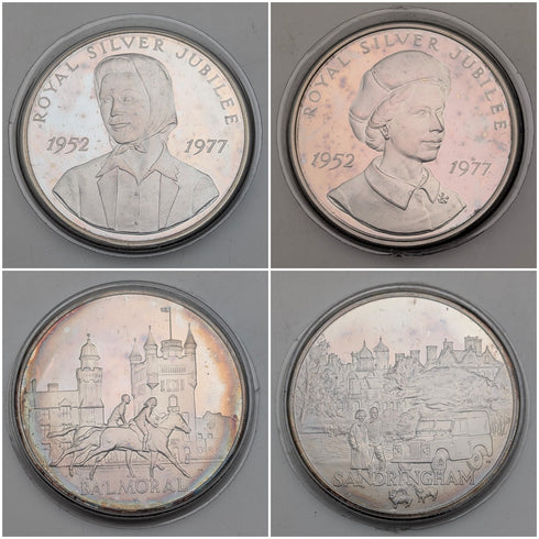 1977 年英國純銀禧年皇冠硬幣,一套 4 枚,總重量 113 克,盒裝,Pobjoy Mint