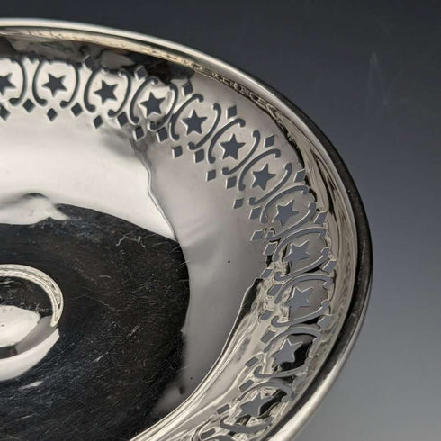 Compotera (taza) de plata esterlina (925) antigua inglesa de 1909, 15 cm de diámetro, 191 g, West & Son