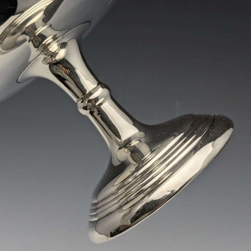 Compotera (taza) de plata esterlina (925) antigua inglesa de 1909, 15 cm de diámetro, 191 g, West & Son
