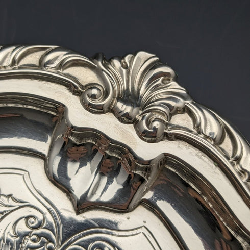 1898年 英国アンティーク 純銀(925シルバー) 脚なしサルヴァ 直径30cm 670g Henry Bourne