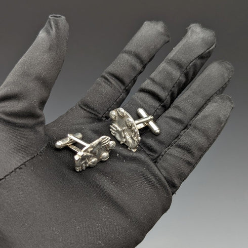 英国ヴィンテージ 純銀(スターリングシルバー)製 ハンドデザイン カフリンクス