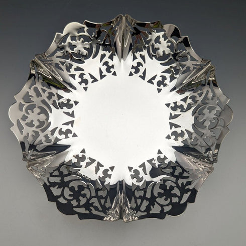 1936 年英國老式純銀(925 銀)帶柄鏤空碗 196 克 Viners