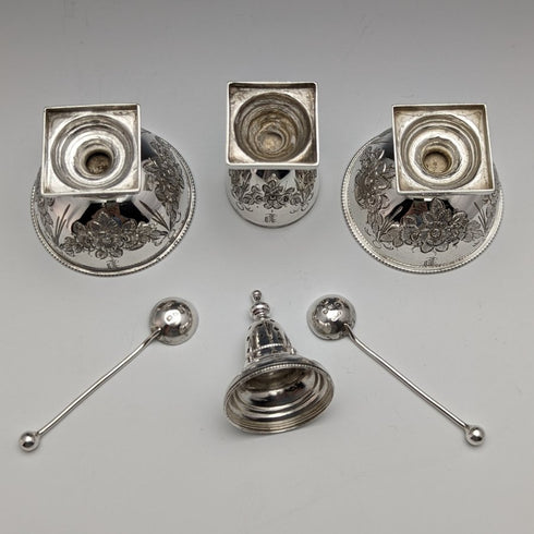 1887 年左右英國古董純銀 Crue(調味容器)套裝盒裝