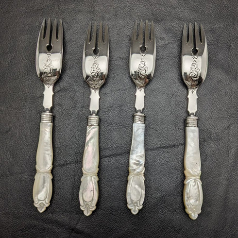 1875 British Antique Fish Cutlery Set 4x2 Sterling Silver Blade White Mother of Pearl Handle in Tray