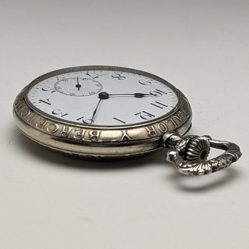 アンティーク スイス製 無銘 懐中時計 雄牛彫刻ケース 動作良好