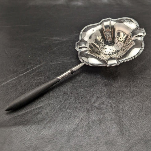 米国ヴィンテージ 純銀製ティーストレーナー 木製ハンドル