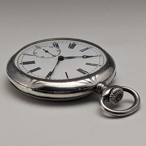 Reloj de bolsillo antiguo Ulysse Nardin, caja de plata con grabado de soldado, en buen estado de funcionamiento