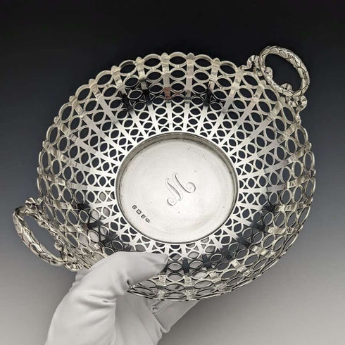 1911 British Antique Sterling Silver Bowl Earring Decoration 452g MAPPIN & WEBB