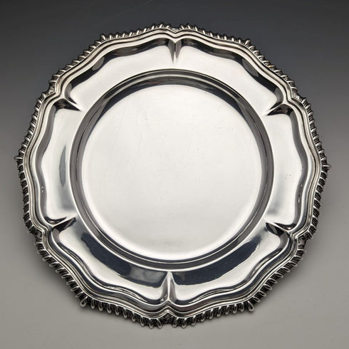 British vintage silver plate dessert plate pair diameter 21cm