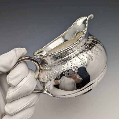 1865年頃 英国アンティーク シルバープレート製 クリームジャグ