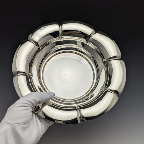 1901年 英国アンティーク 純銀製 フラワー型ボウル 319g 直径23cm Henry Atkins
