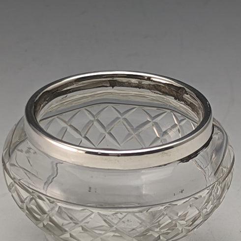 1923 British antique cut glass salt cellar pure silver decoration 61g
