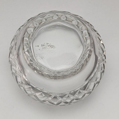 1923 British antique cut glass salt cellar pure silver decoration 61g