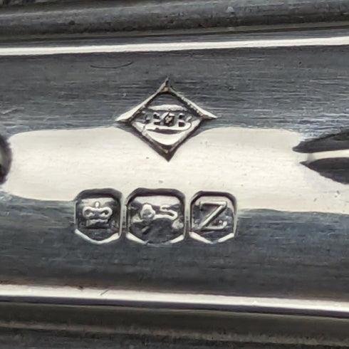 1967 British Vintage Pie Server Sterling Silver Handle Queen's Pattern Paper Box