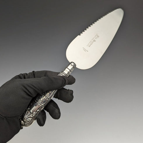 1967 British Vintage Pie Server Sterling Silver Handle Queen's Pattern Paper Box