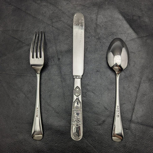 大約 1890 年英國古董鍍銀 Crisling 餐具套裝