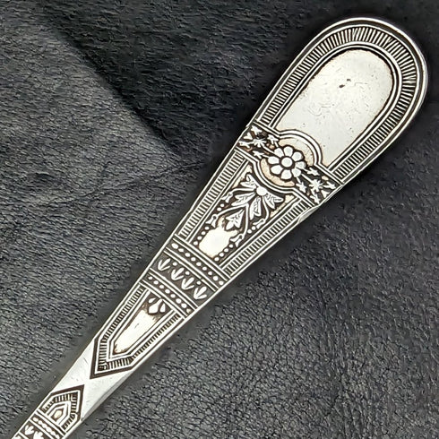 大約 1890 年英國古董鍍銀 Crisling 餐具套裝