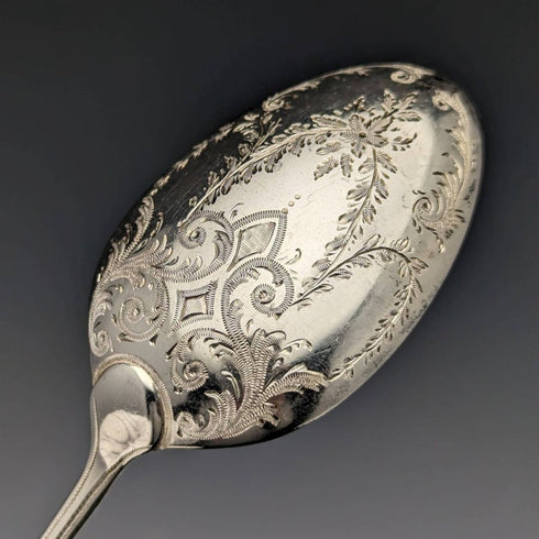 1894 年英國古董純銀勺子精美雕刻盒