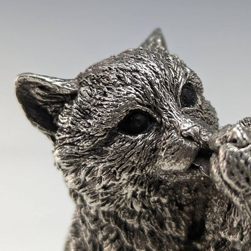 英國 William Comyns 兩隻小貓純銀填充雕塑小雕像 178 克