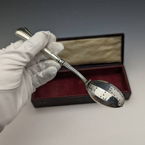 US antique sterling silver tea infuser in case