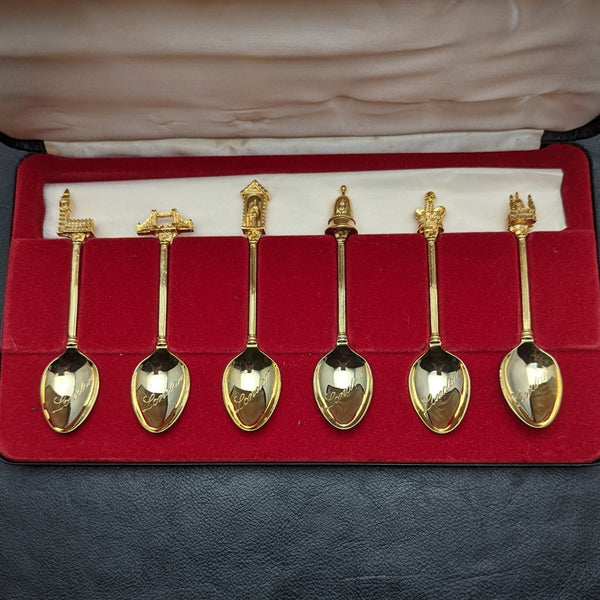 British vintage gold plated teaspoon set of 6 in a case