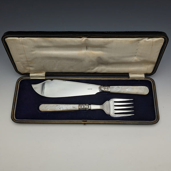 British Vintage White Pearl Shell Handle Silver Plated Fish Server Set in Case