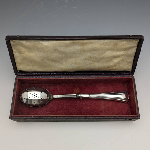 US antique sterling silver tea infuser in case