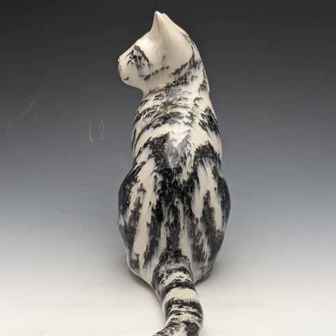 【新品】英国ウィンスタンレイ ケンジントンキャット 青目サバトラ 陶器製フィギュリン(サイズ2)