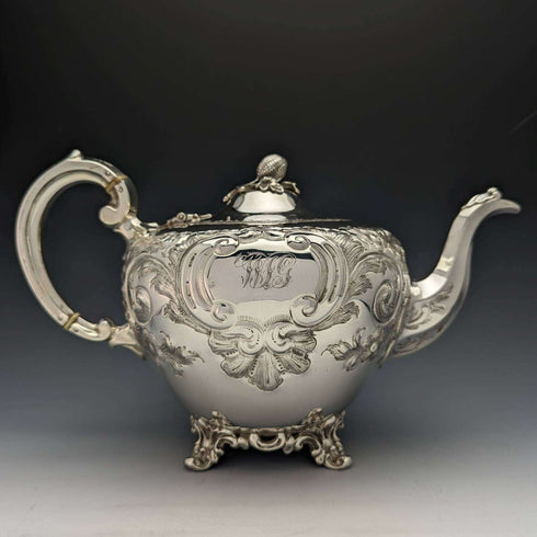 1840年代 英国アンティーク シルバープレート製ティーポット 654g Roberts and Hall