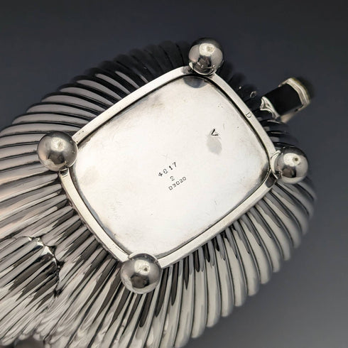 1897年 英国アンティーク 純銀製 バチェラーティーポット 373g James Dixon