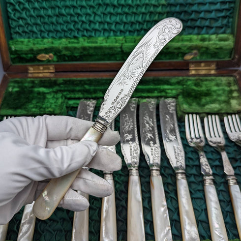 19世紀後半 英国アンティーク 白蝶貝ハンドル 純銀ブレード フィッシュカトラリー6ペアセット 木箱入り