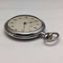 Reloj de bolsillo Omega antiguo, circa 1905, caja con baño de plata, en buen estado de funcionamiento
