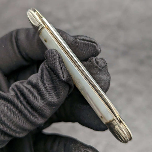 1916年 英国アンティーク 白蝶貝ハンドル 純銀彫刻ブレード 折りたたみペンナイフ