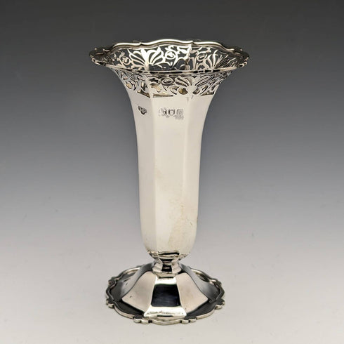 1903年 英国アンティーク 純銀製 花瓶 一輪挿し 81g Goldsmiths & Silversmiths