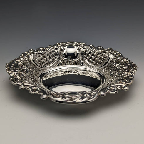 1972 British Vintage Sterling Silver Dish 88g Pinder Brothers