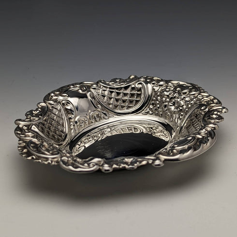 1972年 英国ヴィンテージ 純銀製ディッシュ 88g Pinder Brothers