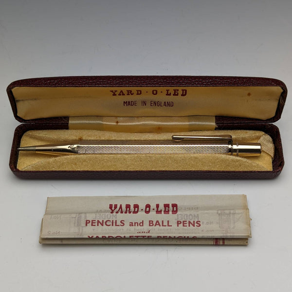 British Vintage Yard O 紅色滾金六角形自動鉛筆盒裝
