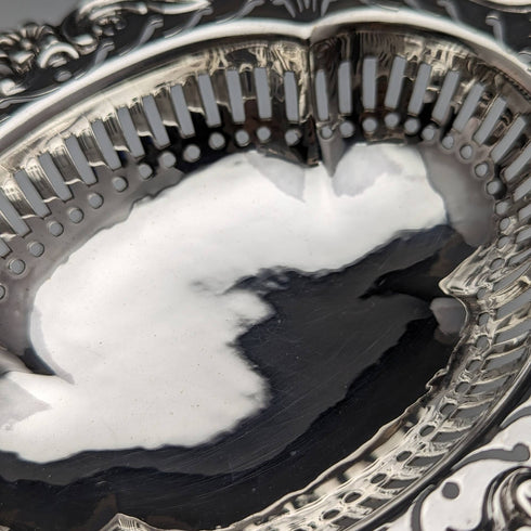 1903 British Antique Sterling Silver Bonbon Dish 80g William Hutton