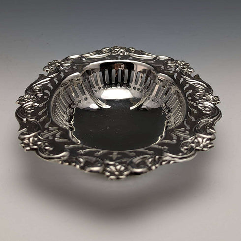 1903 British Antique Sterling Silver Bonbon Dish 80g William Hutton