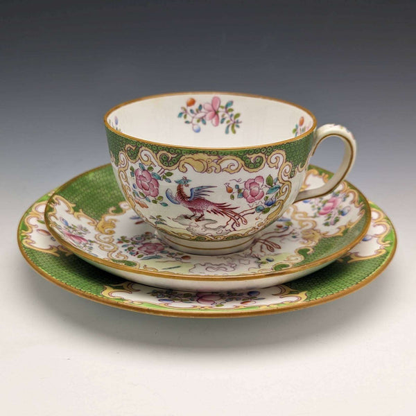 Early 20th Century British Minton Teacup Trio Cockatrice Green